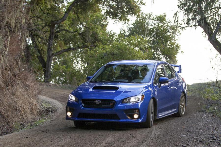  Subaru WRX STI 2014 года  (фото 93 из 93)